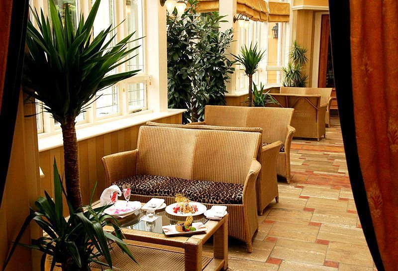 Westwood Hotel Galway Interior photo