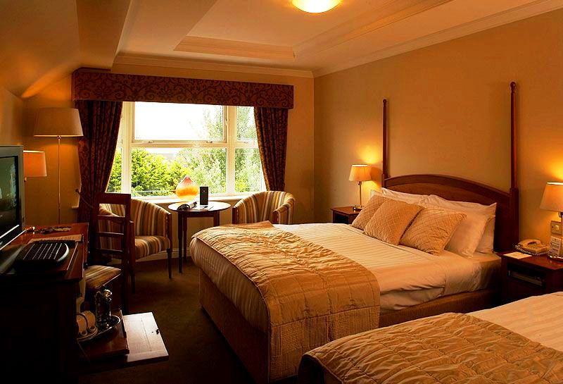 Westwood Hotel Galway Room photo