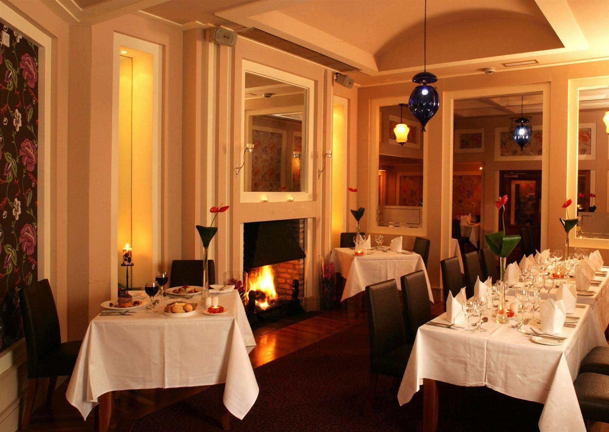 Westwood Hotel Galway Restaurant photo